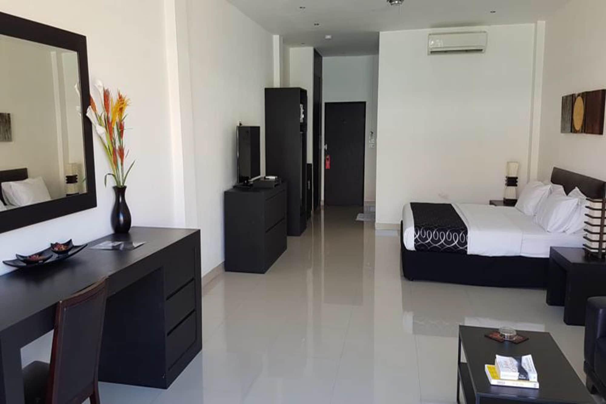 East Suites Pattaya Exterior photo